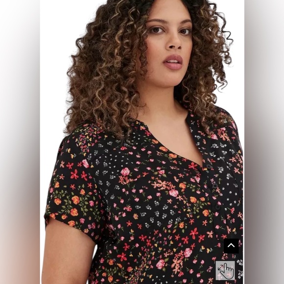 Torrid Harper Rayon Twill Pullover Short Sleeve
Tunic Blouse Size 1 - Picture 2 of 9